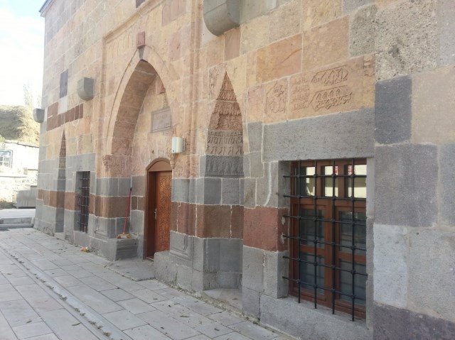 Bardız Camii